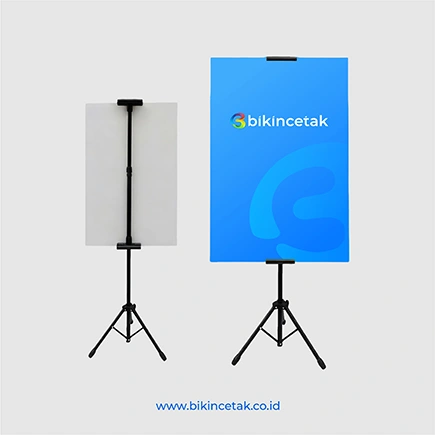 Tripod Banner